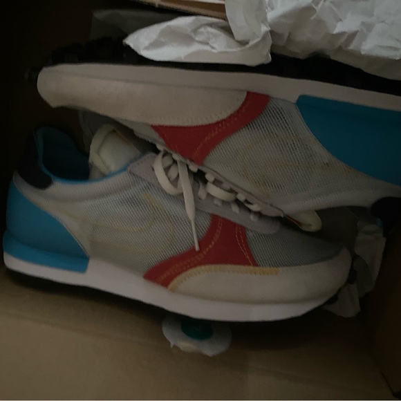 Nike - Picture 1 of 1
